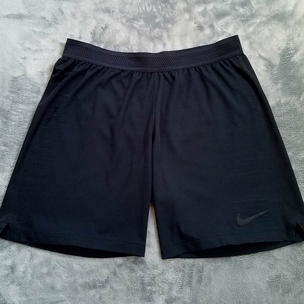 Nike Strike Vaporknit Shorts